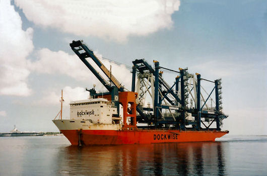 Dock Express 10 arrives with 2 Hyundai container cranes