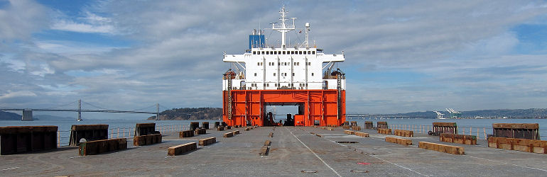 SF drydock transport on Tern - Cribbing inspection