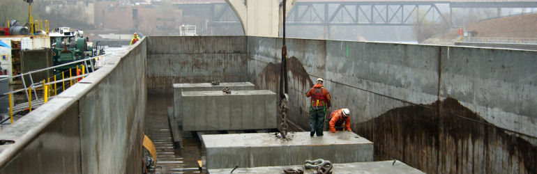 Test blocks I35 Bridge crane